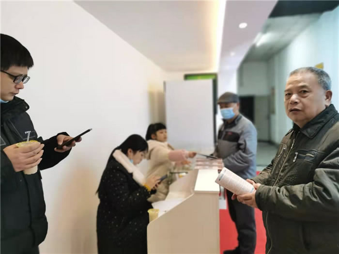 四川中青旅綿陽分社、綿陽市中旅假日旅行社、綿陽自來文化傳播有限公司24H自助售貨服務(wù)盛大開業(yè)