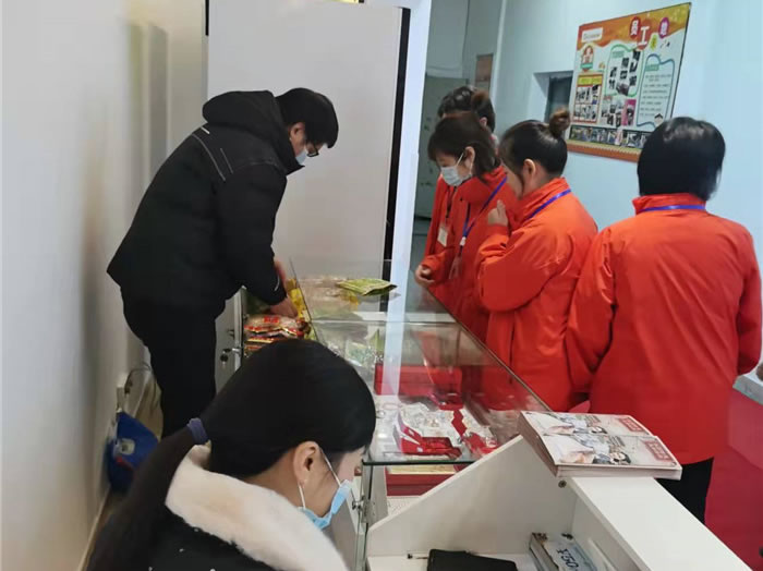 四川中青旅綿陽分社、綿陽市中旅假日旅行社、綿陽自來文化傳播有限公司24H自助售貨服務(wù)盛大開業(yè)