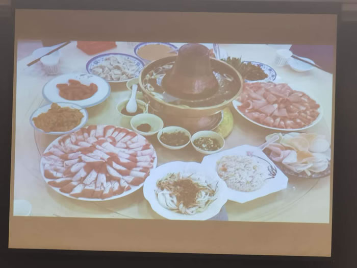 綿陽中旅行假日旅行社舉行胡楊林、南疆專列推薦會(huì)